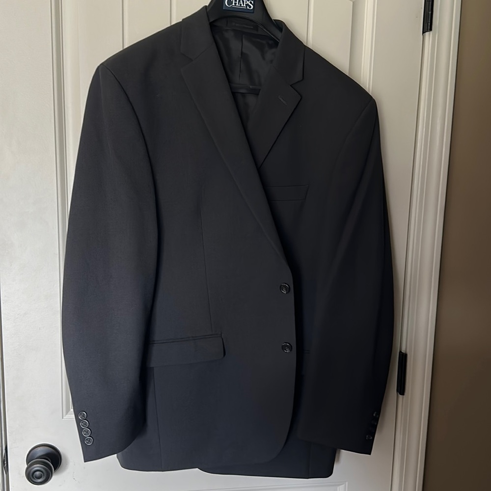 Men’s charcoal gray sports jacket 48L
